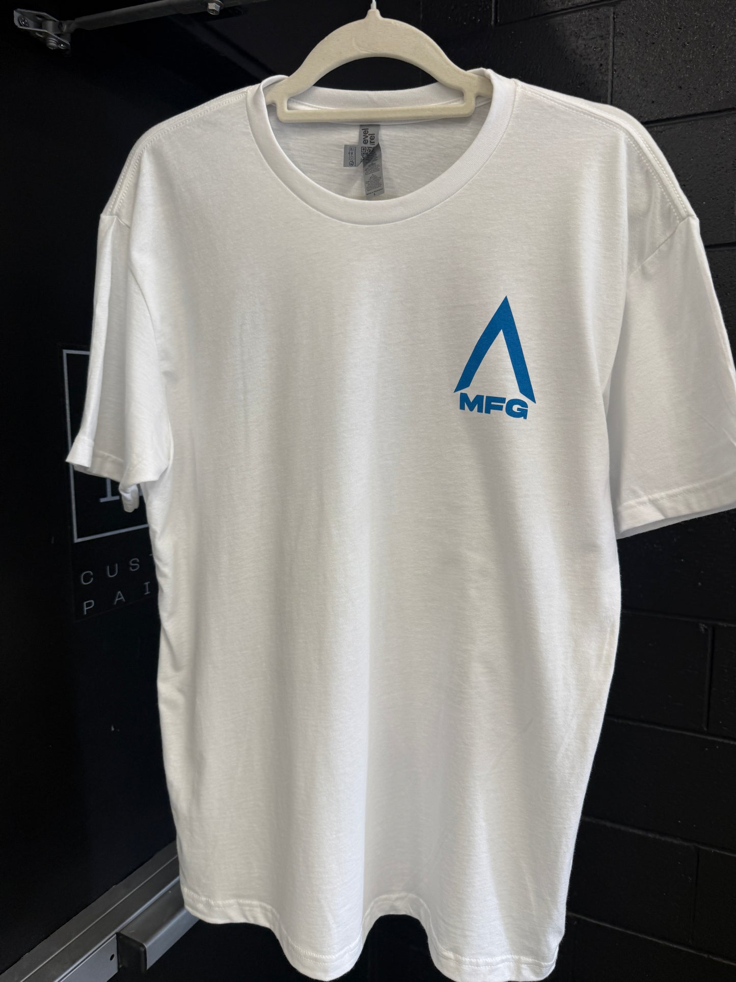THE ZAG ZIG TEE