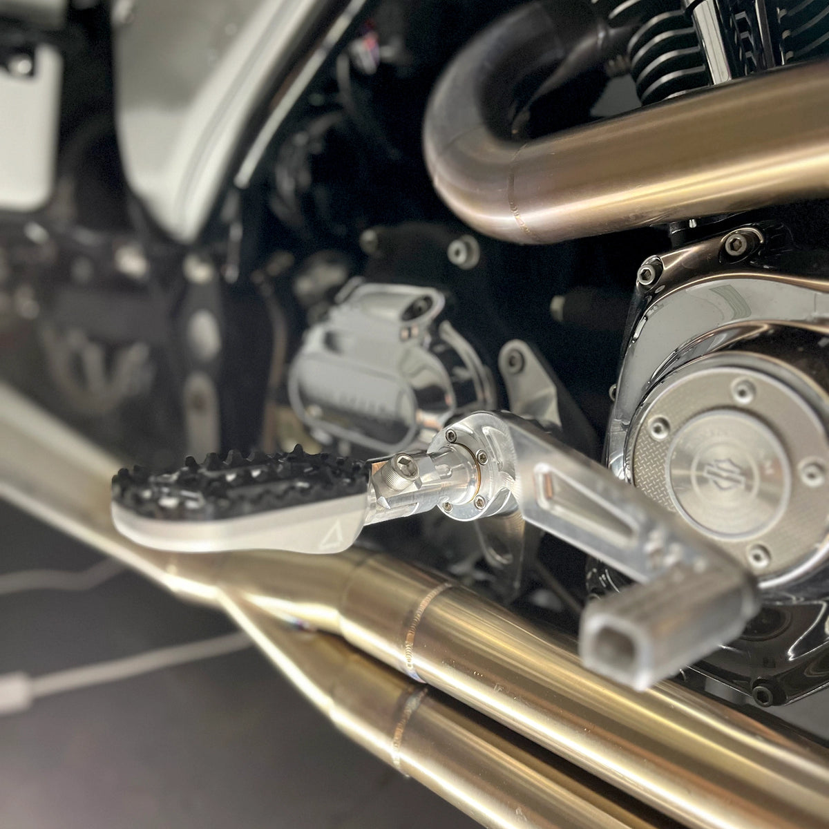 Mid Controls Motorcycle Harley-Davidson Mid Controls | Archetype MFG
